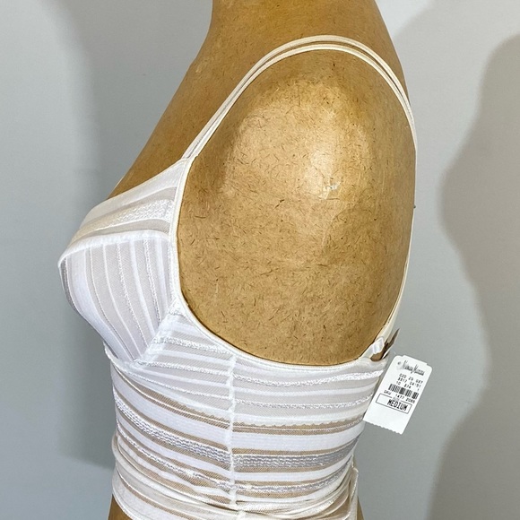 COSABELLA NEIMAN MARCUS camisole, made in Italy, built-in bra, white size 2 - Picture 8 of 14